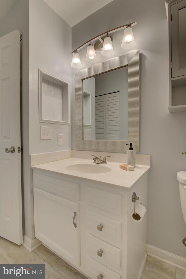 7508 ASHBY LN #K, ALEXANDRIA, Virginia 22315, 2 Bedrooms Bedrooms, ,2 BathroomsBathrooms,Residential,For sale,7508 ASHBY LN #K,VAFX2269440 MLS # VAFX2269440