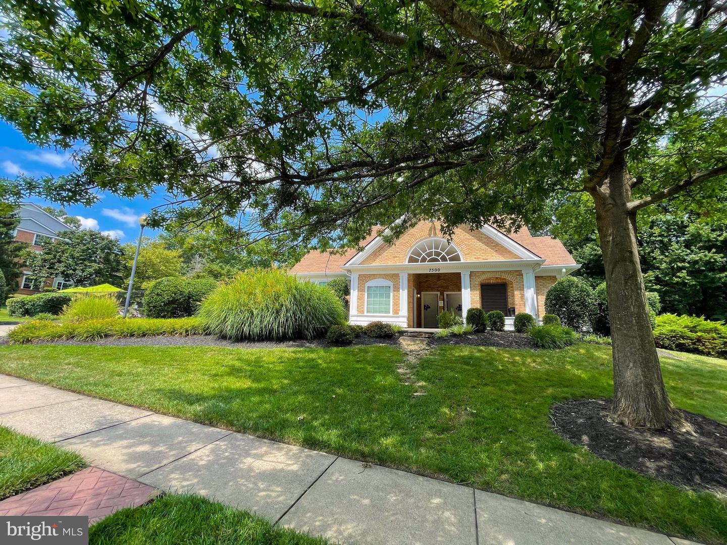 7508 ASHBY LN #K, ALEXANDRIA, Virginia 22315, 2 Bedrooms Bedrooms, ,2 BathroomsBathrooms,Residential,For sale,7508 ASHBY LN #K,VAFX2269440 MLS # VAFX2269440