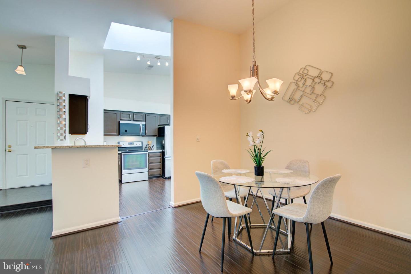 7508 ASHBY LN #K, ALEXANDRIA, Virginia 22315, 2 Bedrooms Bedrooms, ,2 BathroomsBathrooms,Residential,For sale,7508 ASHBY LN #K,VAFX2269440 MLS # VAFX2269440