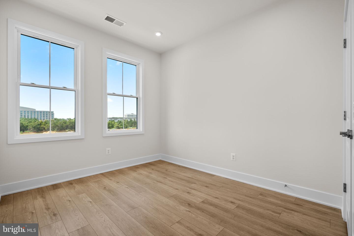 13918 AVIATION PL, HERNDON, Virginia 20171, 4 Bedrooms Bedrooms, ,3 BathroomsBathrooms,Residential,For sale,13918 AVIATION PL,VAFX2269442 MLS # VAFX2269442