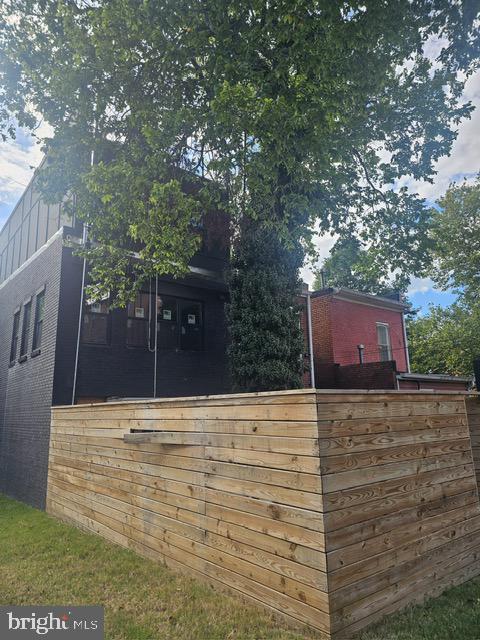 1404 1ST ST SW, WASHINGTON, District Of Columbia 20024, 4 Bedrooms Bedrooms, 6 Rooms Rooms,4 BathroomsBathrooms,Residential,For sale,1404 1ST ST SW,DCDC2224328 MLS # DCDC2224328