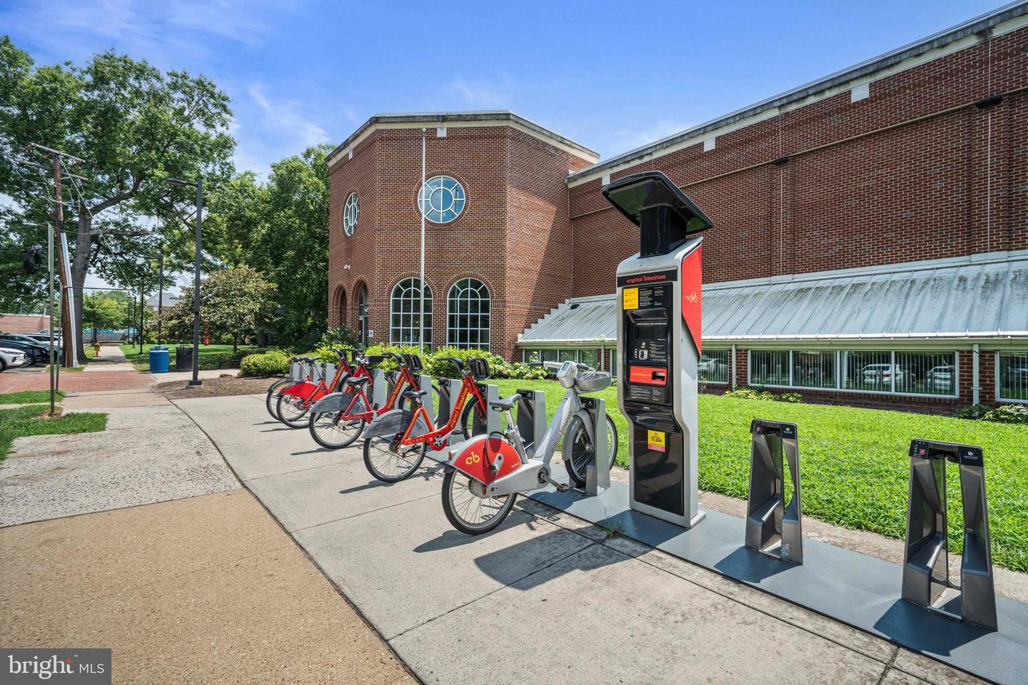 6028 CROWN ROYAL CIR, ALEXANDRIA, Virginia 22310, 5 Bedrooms Bedrooms, ,3 BathroomsBathrooms,Residential,For sale,6028 CROWN ROYAL CIR,VAFX2269464 MLS # VAFX2269464 6028 CROWN ROYAL CIR, ALEXANDRIA, Virginia 22310, 5 Bedrooms Bedrooms, ,3 BathroomsBathrooms,Residential,For sale,6028 CROWN ROYAL CIR,VAFX2269464 MLS # VAFX2269464