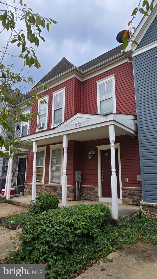 5002 KIMI GRAY CT SE, WASHINGTON, District Of Columbia 20019, 3 Bedrooms Bedrooms, ,2 BathroomsBathrooms,Residential,For sale,5002 KIMI GRAY CT SE,DCDC2224376 MLS # DCDC2224376