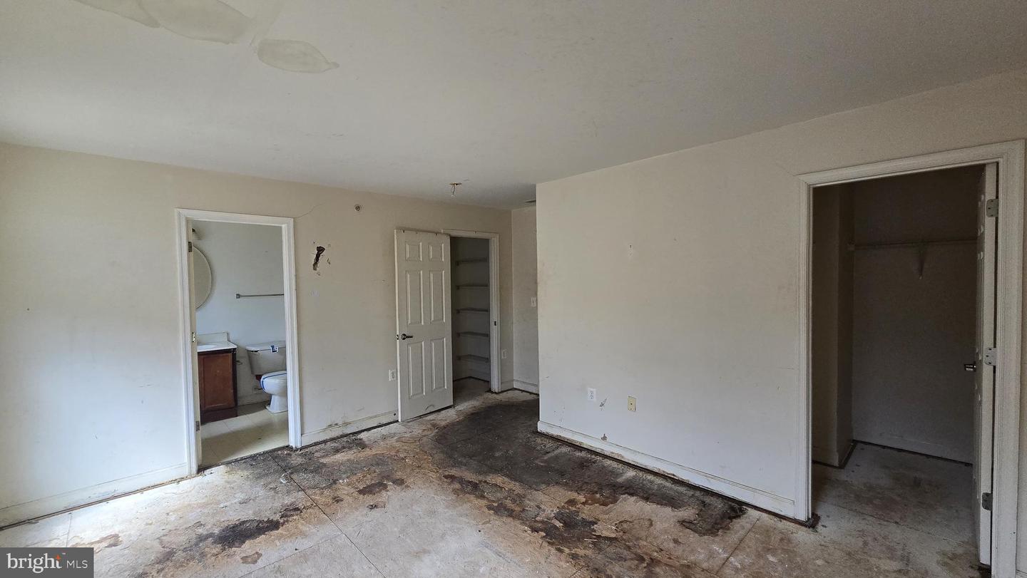 5002 KIMI GRAY CT SE, WASHINGTON, District Of Columbia 20019, 3 Bedrooms Bedrooms, ,2 BathroomsBathrooms,Residential,For sale,5002 KIMI GRAY CT SE,DCDC2224376 MLS # DCDC2224376