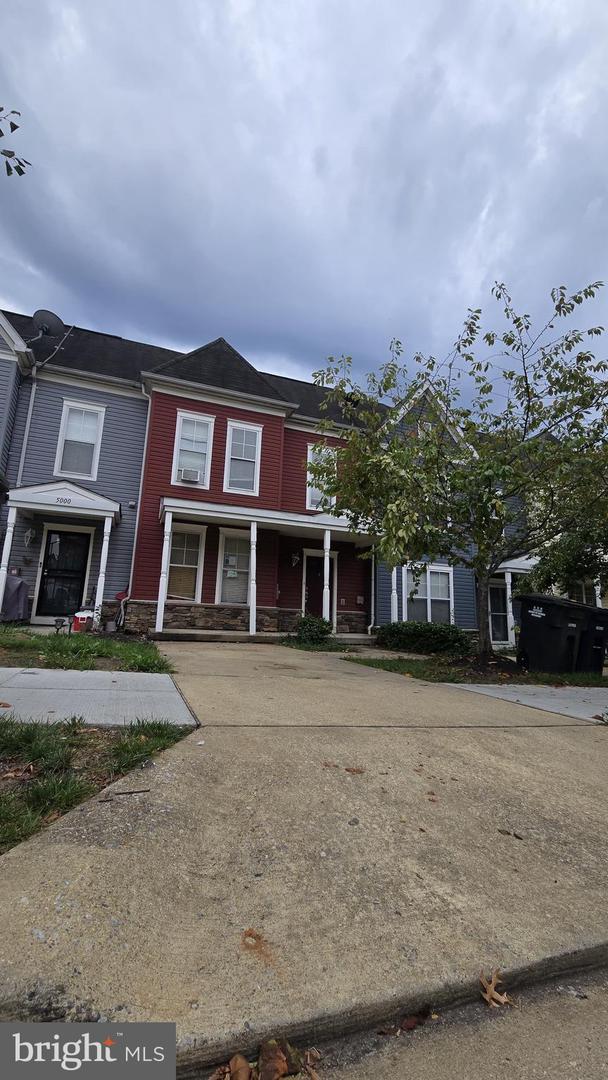 5002 KIMI GRAY CT SE, WASHINGTON, District Of Columbia 20019, 3 Bedrooms Bedrooms, ,2 BathroomsBathrooms,Residential,For sale,5002 KIMI GRAY CT SE,DCDC2224376 MLS # DCDC2224376