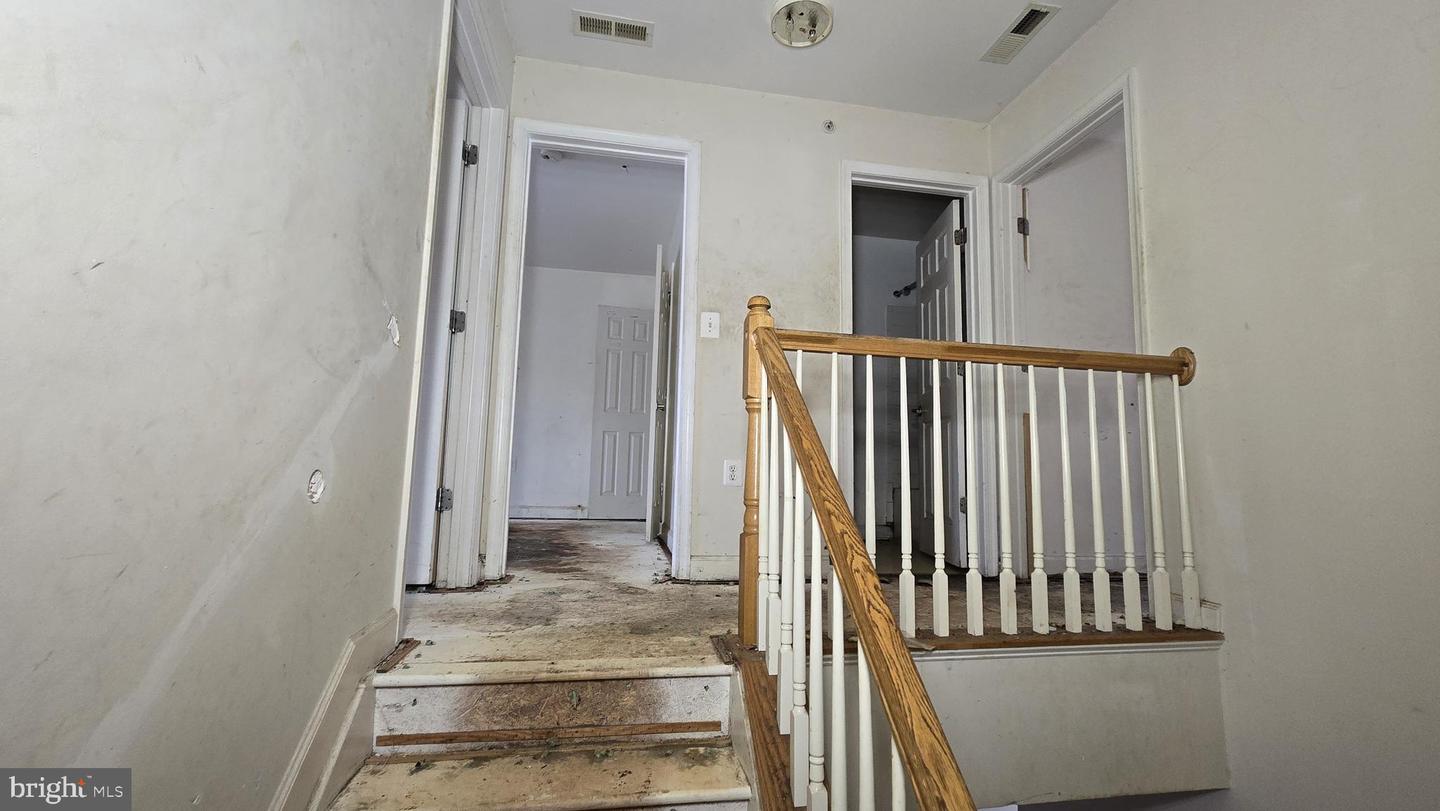 5002 KIMI GRAY CT SE, WASHINGTON, District Of Columbia 20019, 3 Bedrooms Bedrooms, ,2 BathroomsBathrooms,Residential,For sale,5002 KIMI GRAY CT SE,DCDC2224376 MLS # DCDC2224376