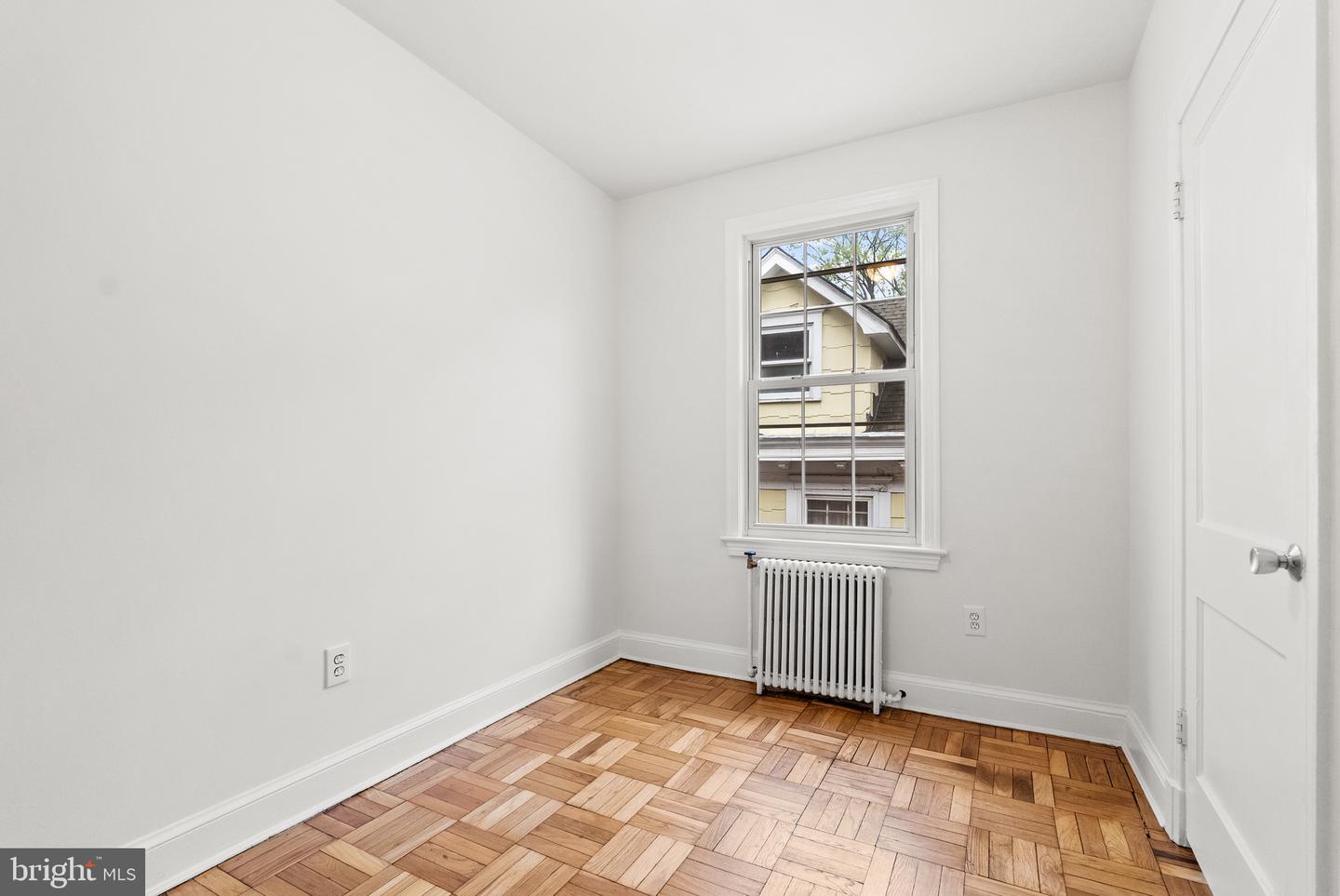 4491 MACARTHUR BLVD NW #303, WASHINGTON, District Of Columbia 20007, 2 Bedrooms Bedrooms, ,1 BathroomBathrooms,Residential,For sale,4491 MACARTHUR BLVD NW #303,DCDC2193234 MLS # DCDC2193234