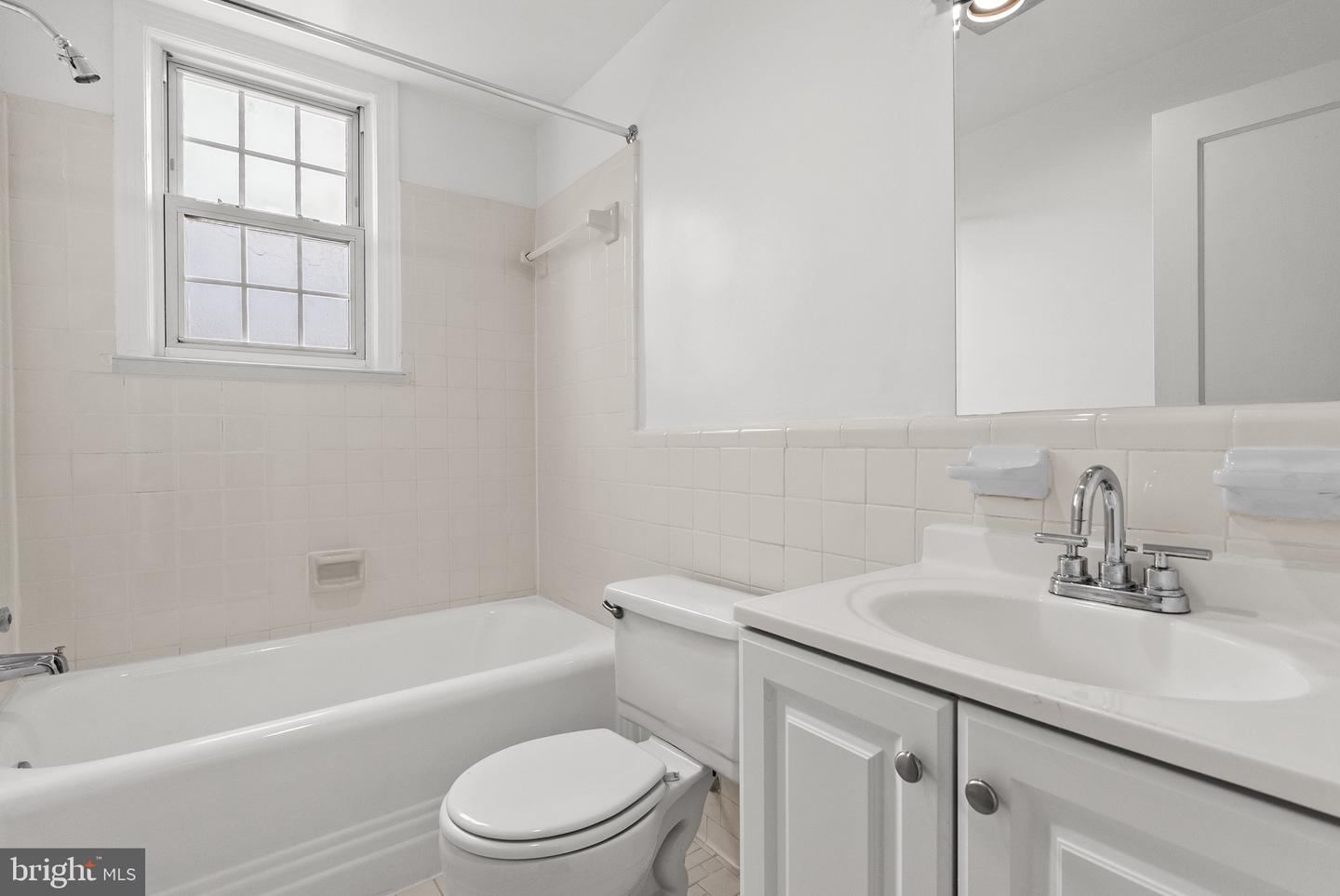 4491 MACARTHUR BLVD NW #303, WASHINGTON, District Of Columbia 20007, 2 Bedrooms Bedrooms, ,1 BathroomBathrooms,Residential,For sale,4491 MACARTHUR BLVD NW #303,DCDC2193234 MLS # DCDC2193234