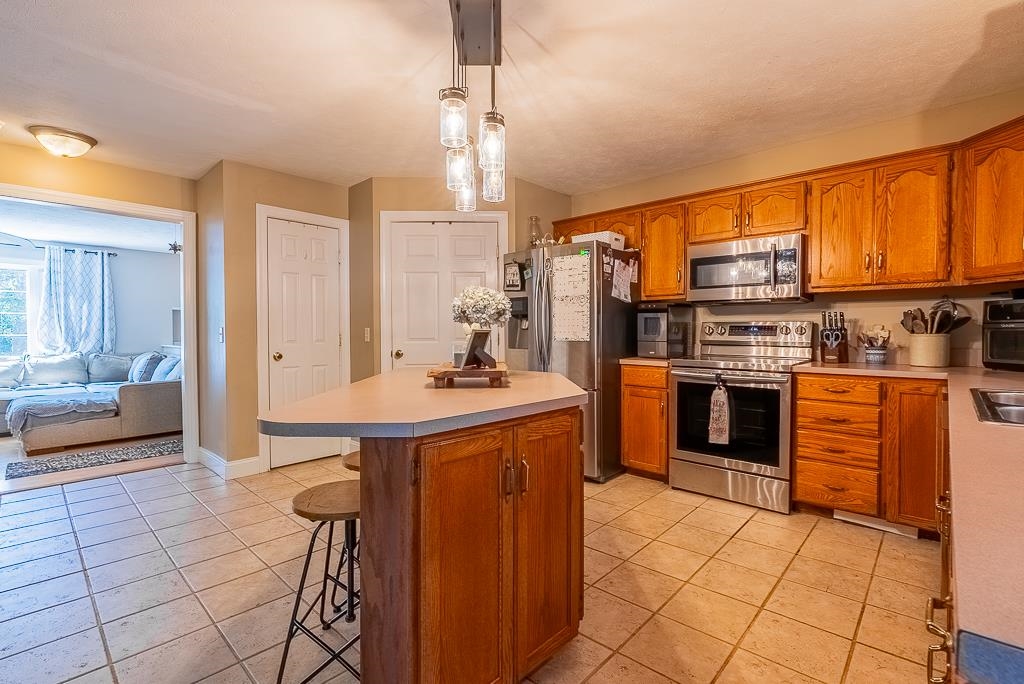 3835 MILL RACE CT, ROCKINGHAM, Virginia 22801, 3 Bedrooms Bedrooms, ,2 BathroomsBathrooms,Residential,3835 MILL RACE CT,669423 MLS # 669423