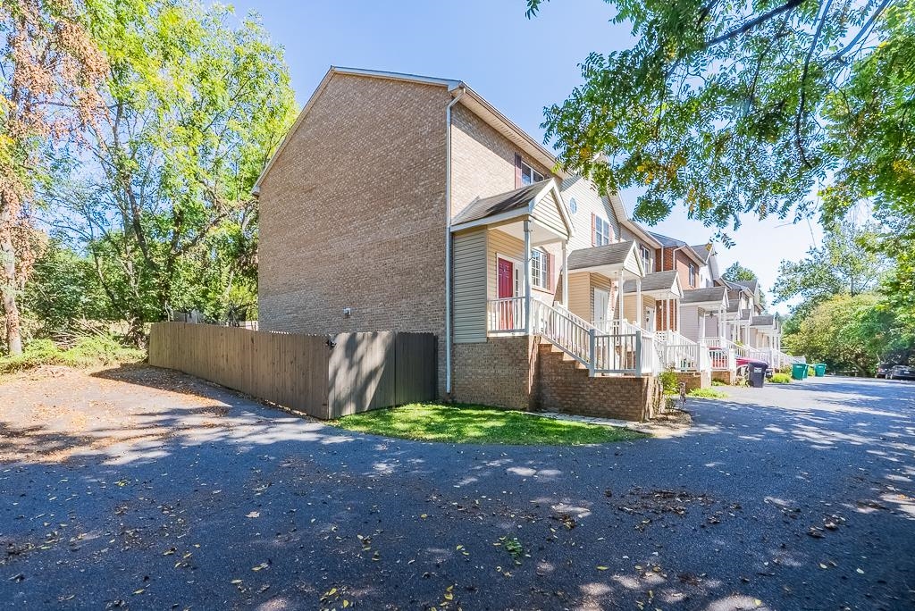3835 MILL RACE CT, ROCKINGHAM, Virginia 22801, 3 Bedrooms Bedrooms, ,2 BathroomsBathrooms,Residential,3835 MILL RACE CT,669423 MLS # 669423