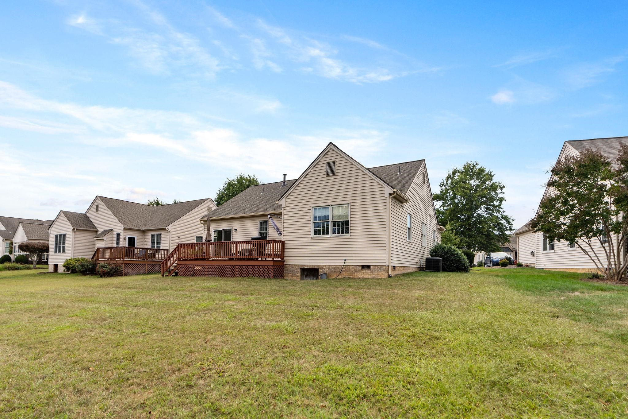 725 GOVERNORS WAY, WAYNESBORO, Virginia 22980, 2 Bedrooms Bedrooms, ,2 BathroomsBathrooms,Residential,725 GOVERNORS WAY,669424 MLS # 669424