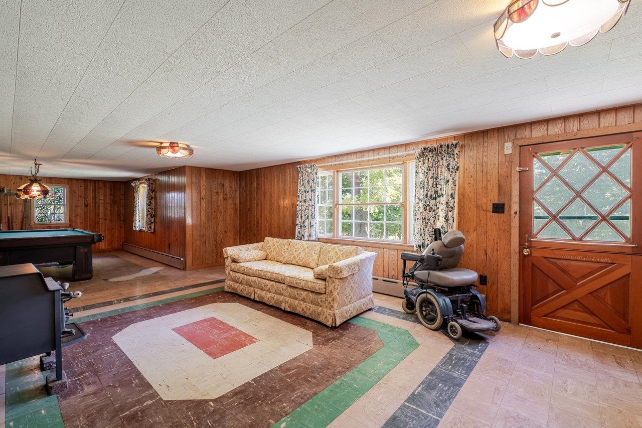 527 CRESTOVER DR, BROADWAY, Virginia 22815, 4 Bedrooms Bedrooms, ,2 BathroomsBathrooms,Residential,527 CRESTOVER DR,669427 MLS # 669427