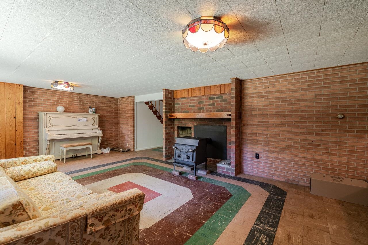 527 CRESTOVER DR, BROADWAY, Virginia 22815, 4 Bedrooms Bedrooms, ,2 BathroomsBathrooms,Residential,527 CRESTOVER DR,669427 MLS # 669427