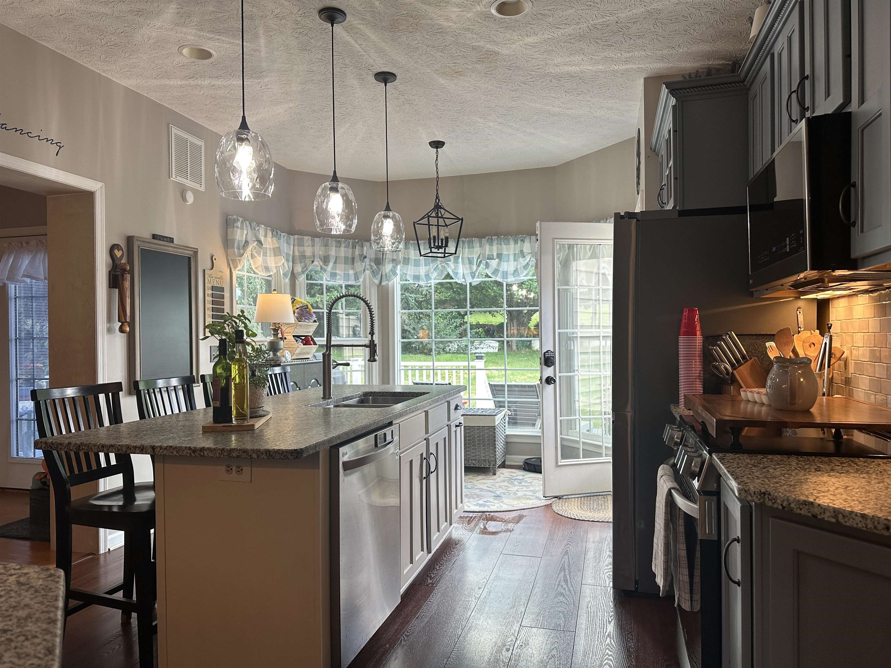 2605 RISING ROCK CT, ROCKINGHAM, Virginia 22802, 5 Bedrooms Bedrooms, ,2 BathroomsBathrooms,Residential,2605 RISING ROCK CT,669433 MLS # 669433
