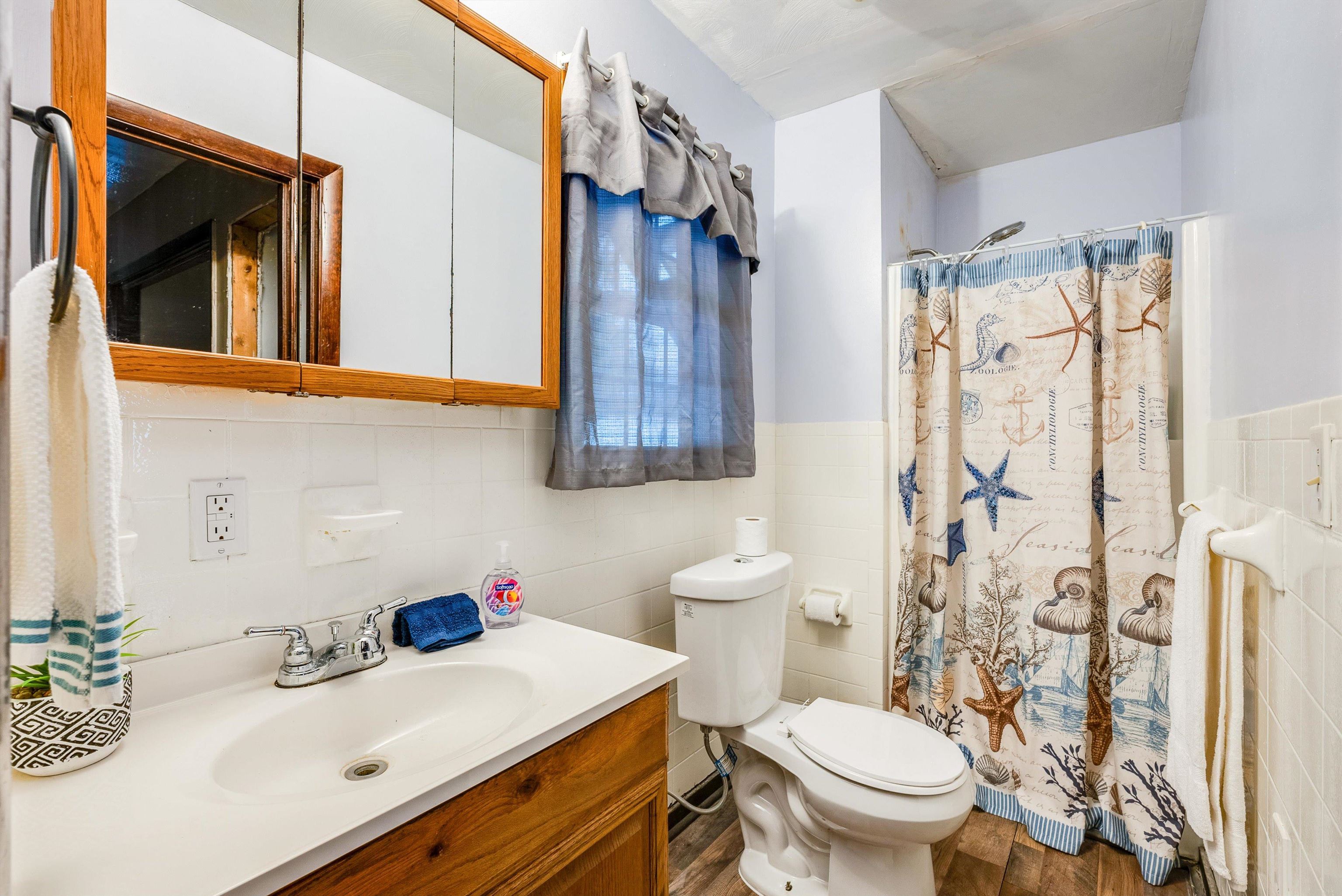 2064 CHURCHVILLE AVE, STAUNTON, Virginia 24401, 4 Bedrooms Bedrooms, ,3 BathroomsBathrooms,Residential,2064 CHURCHVILLE AVE,669435 MLS # 669435
