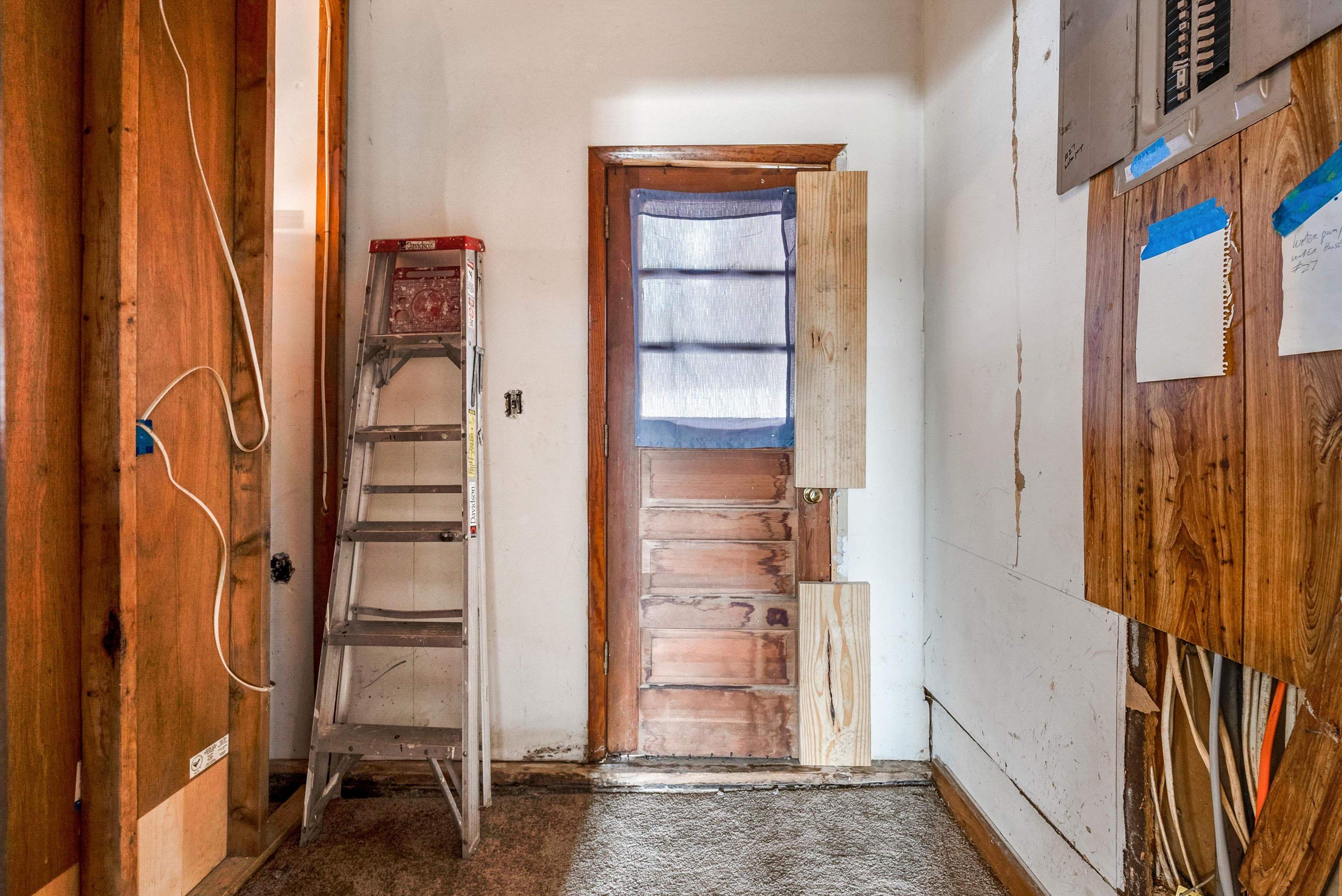 2064 CHURCHVILLE AVE, STAUNTON, Virginia 24401, 4 Bedrooms Bedrooms, ,3 BathroomsBathrooms,Residential,2064 CHURCHVILLE AVE,669435 MLS # 669435