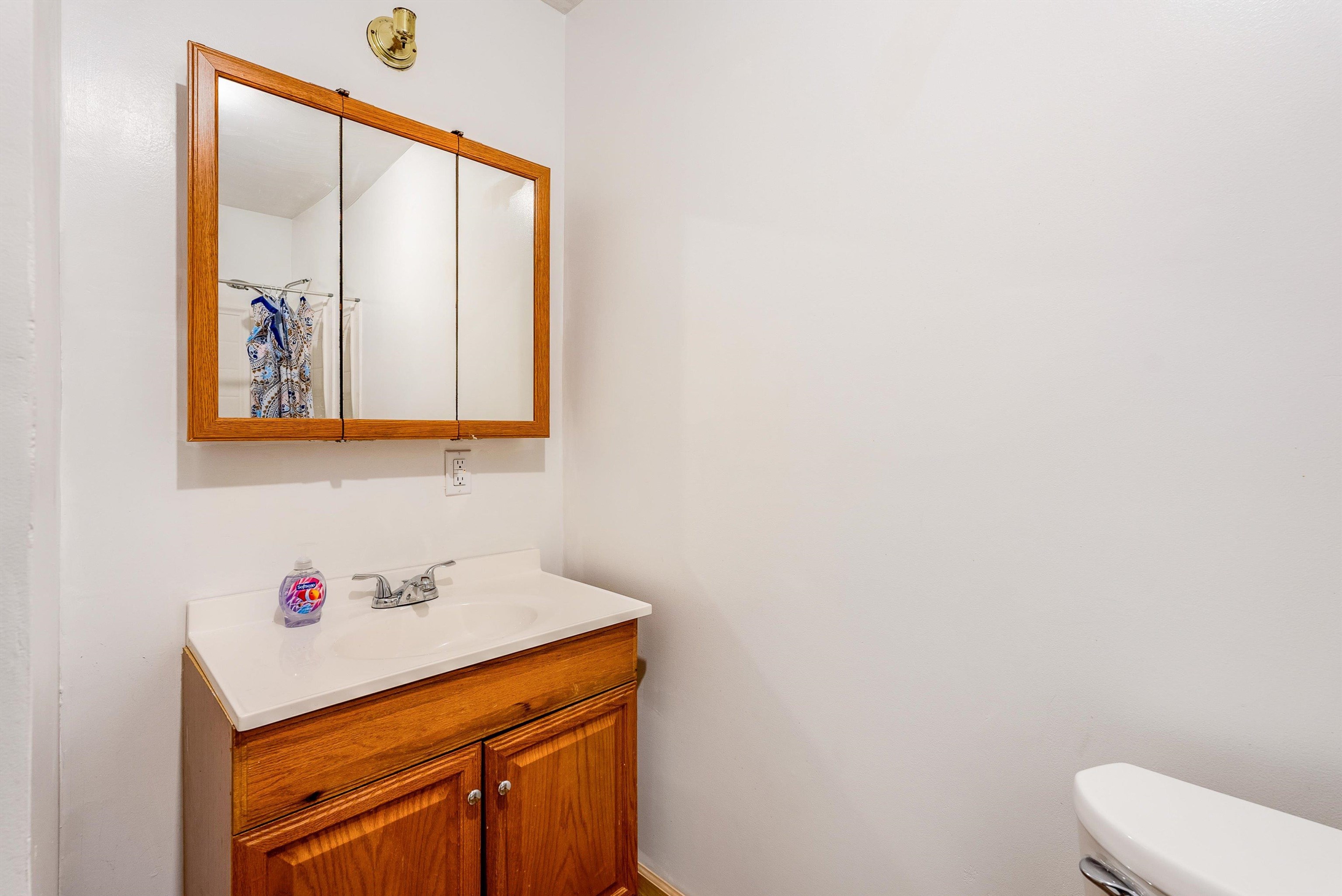 2064 CHURCHVILLE AVE, STAUNTON, Virginia 24401, 4 Bedrooms Bedrooms, ,3 BathroomsBathrooms,Residential,2064 CHURCHVILLE AVE,669435 MLS # 669435