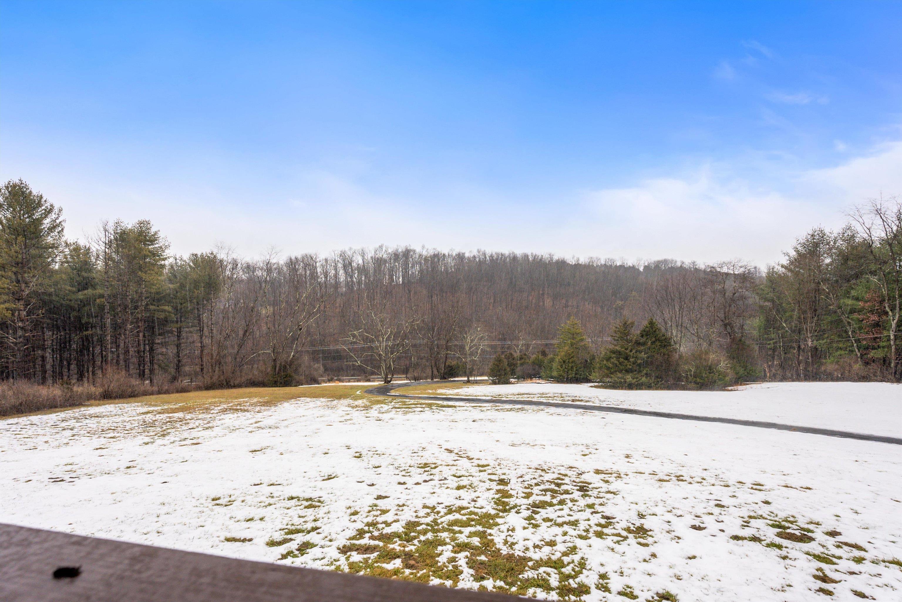 2064 CHURCHVILLE AVE, STAUNTON, Virginia 24401, 4 Bedrooms Bedrooms, ,3 BathroomsBathrooms,Residential,2064 CHURCHVILLE AVE,669435 MLS # 669435