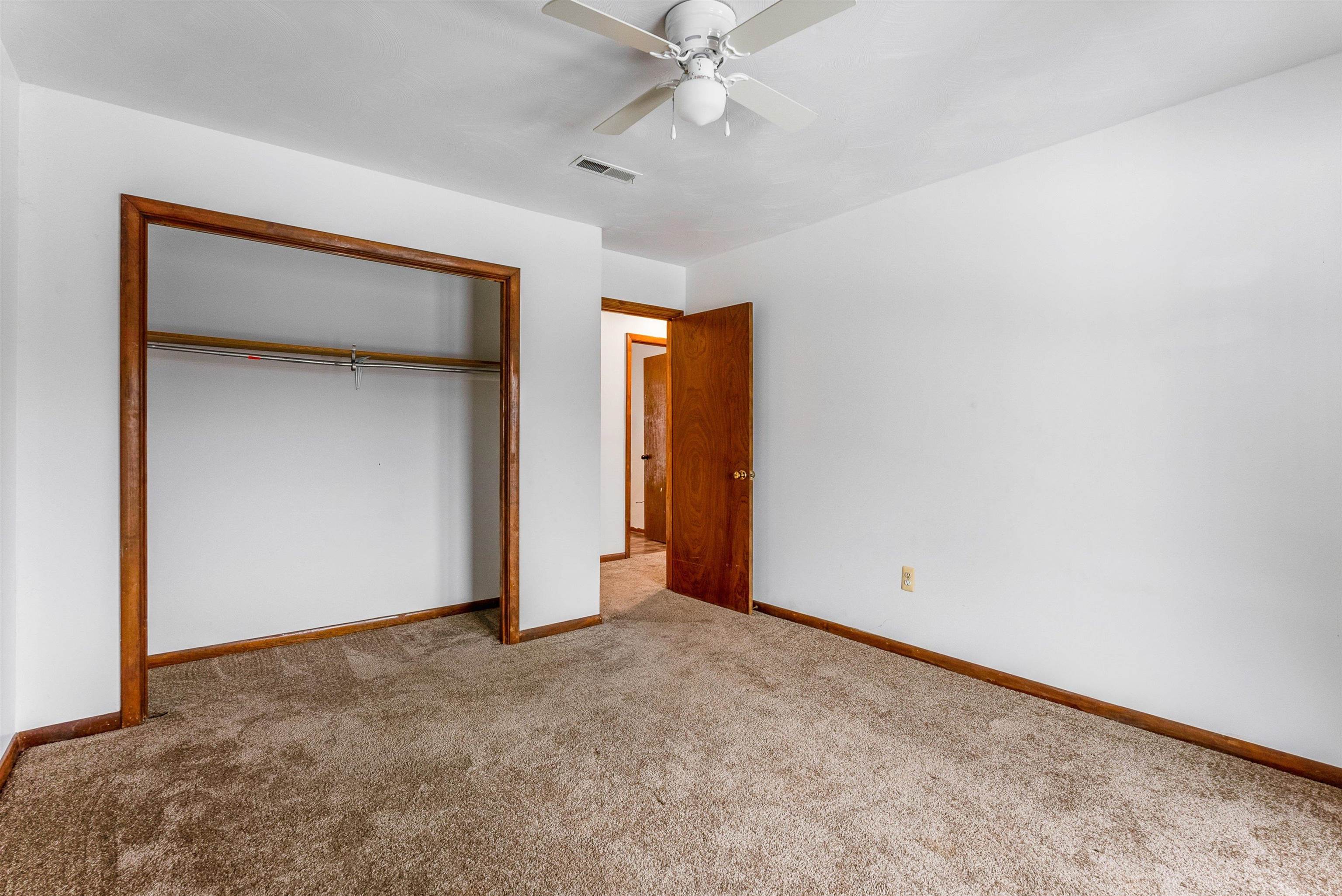 2064 CHURCHVILLE AVE, STAUNTON, Virginia 24401, 4 Bedrooms Bedrooms, ,3 BathroomsBathrooms,Residential,2064 CHURCHVILLE AVE,669435 MLS # 669435