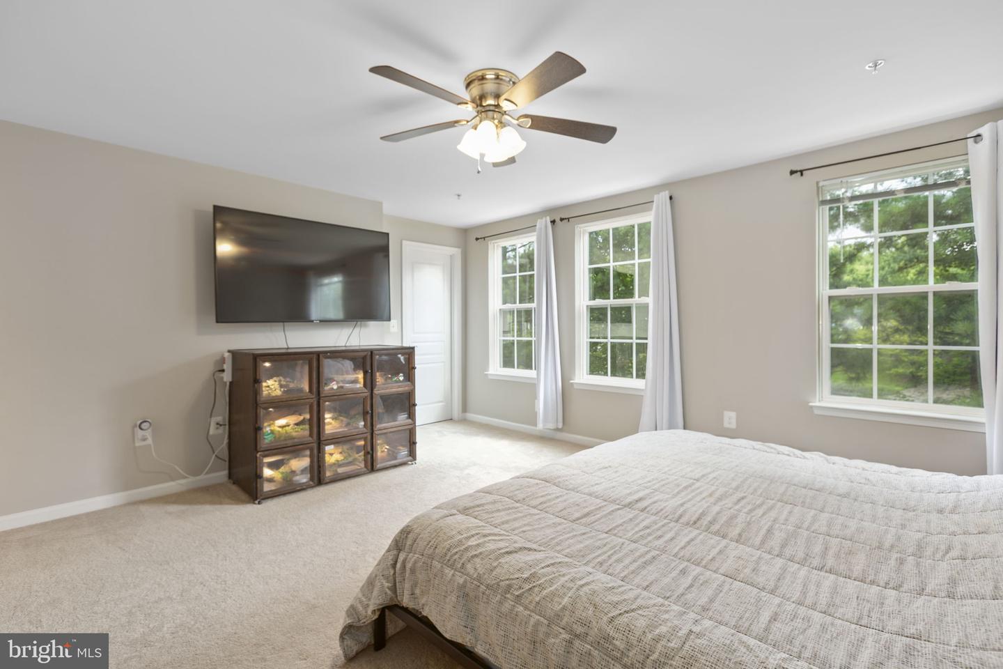 14718 MASON CREEK CIR, WOODBRIDGE, Virginia 22191, 3 Bedrooms Bedrooms, ,2 BathroomsBathrooms,Residential,For sale,14718 MASON CREEK CIR,VAPW2099880 MLS # VAPW2099880