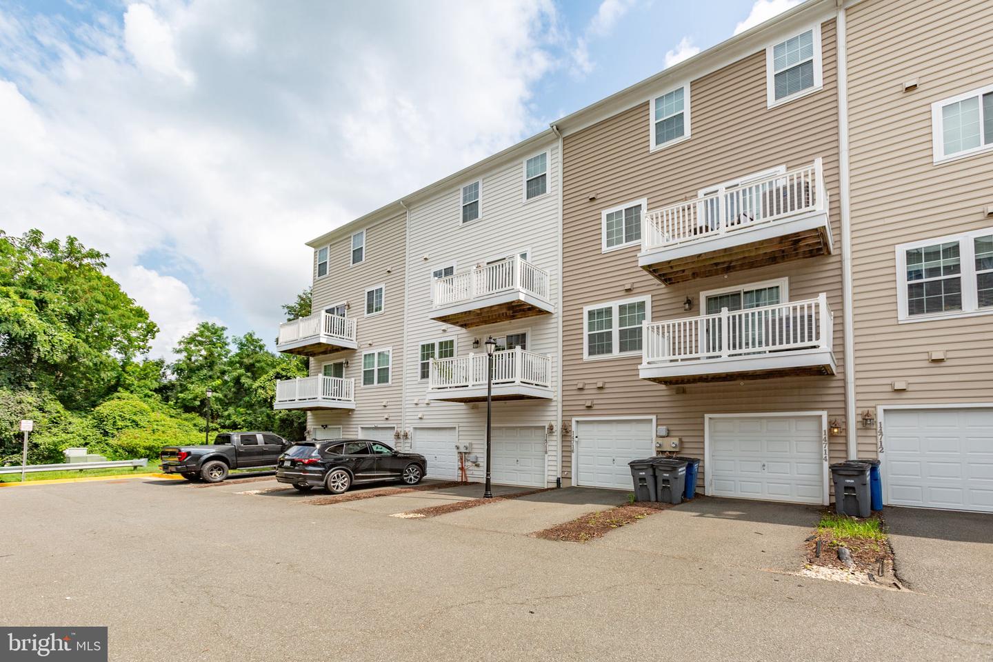 14718 MASON CREEK CIR, WOODBRIDGE, Virginia 22191, 3 Bedrooms Bedrooms, ,2 BathroomsBathrooms,Residential,For sale,14718 MASON CREEK CIR,VAPW2099880 MLS # VAPW2099880