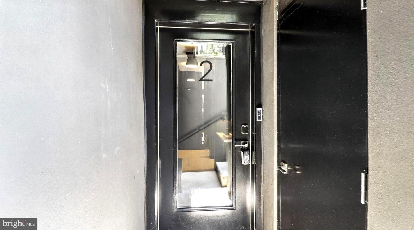 1612 ISHERWOOD ST NE #2, WASHINGTON, District Of Columbia 20002, 2 Bedrooms Bedrooms, 6 Rooms Rooms,2 BathroomsBathrooms,Residential,For sale,1612 ISHERWOOD ST NE #2,DCDC2212622 MLS # DCDC2212622