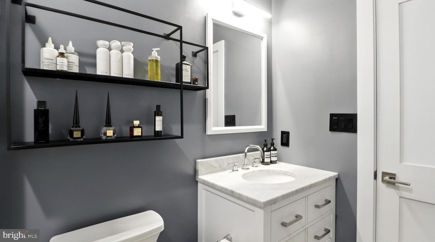 1612 ISHERWOOD ST NE #2, WASHINGTON, District Of Columbia 20002, 2 Bedrooms Bedrooms, 6 Rooms Rooms,2 BathroomsBathrooms,Residential,For sale,1612 ISHERWOOD ST NE #2,DCDC2212622 MLS # DCDC2212622