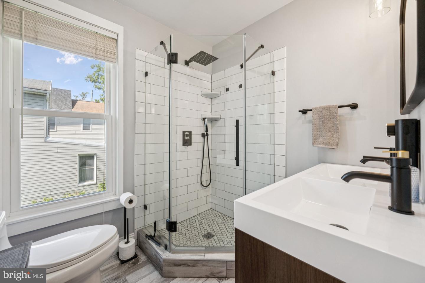 2849 MILLS AVE NE, WASHINGTON, District Of Columbia 20018, 4 Bedrooms Bedrooms, ,3 BathroomsBathrooms,Residential,For sale,2849 MILLS AVE NE,DCDC2212938 MLS # DCDC2212938