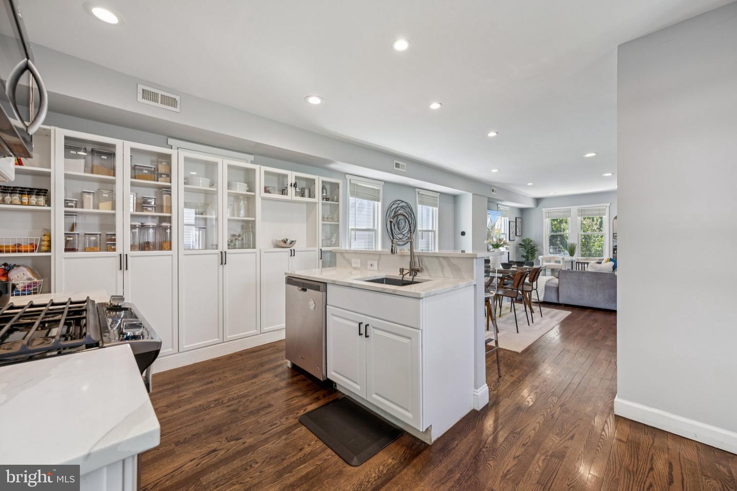 2849 MILLS AVE NE, WASHINGTON, District Of Columbia 20018, 4 Bedrooms Bedrooms, ,3 BathroomsBathrooms,Residential,For sale,2849 MILLS AVE NE,DCDC2212938 MLS # DCDC2212938