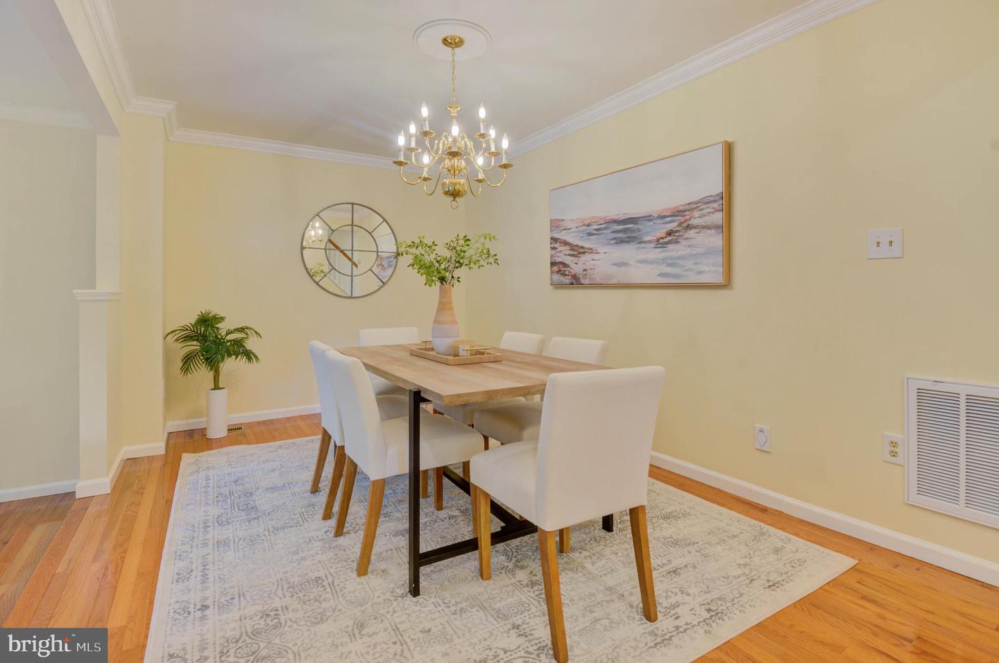 5000 HERITAGE LN, ALEXANDRIA, Virginia 22311, 3 Bedrooms Bedrooms, ,2 BathroomsBathrooms,Residential,For sale,5000 HERITAGE LN,VAAX2048366 MLS # VAAX2048366
