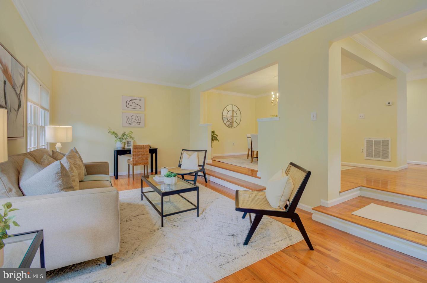 5000 HERITAGE LN, ALEXANDRIA, Virginia 22311, 3 Bedrooms Bedrooms, ,2 BathroomsBathrooms,Residential,For sale,5000 HERITAGE LN,VAAX2048366 MLS # VAAX2048366