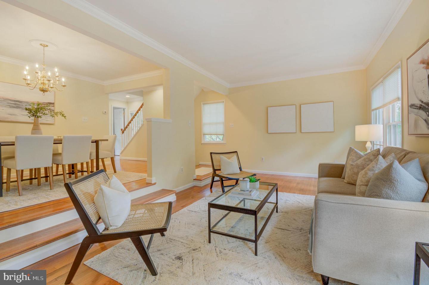 5000 HERITAGE LN, ALEXANDRIA, Virginia 22311, 3 Bedrooms Bedrooms, ,2 BathroomsBathrooms,Residential,For sale,5000 HERITAGE LN,VAAX2048366 MLS # VAAX2048366