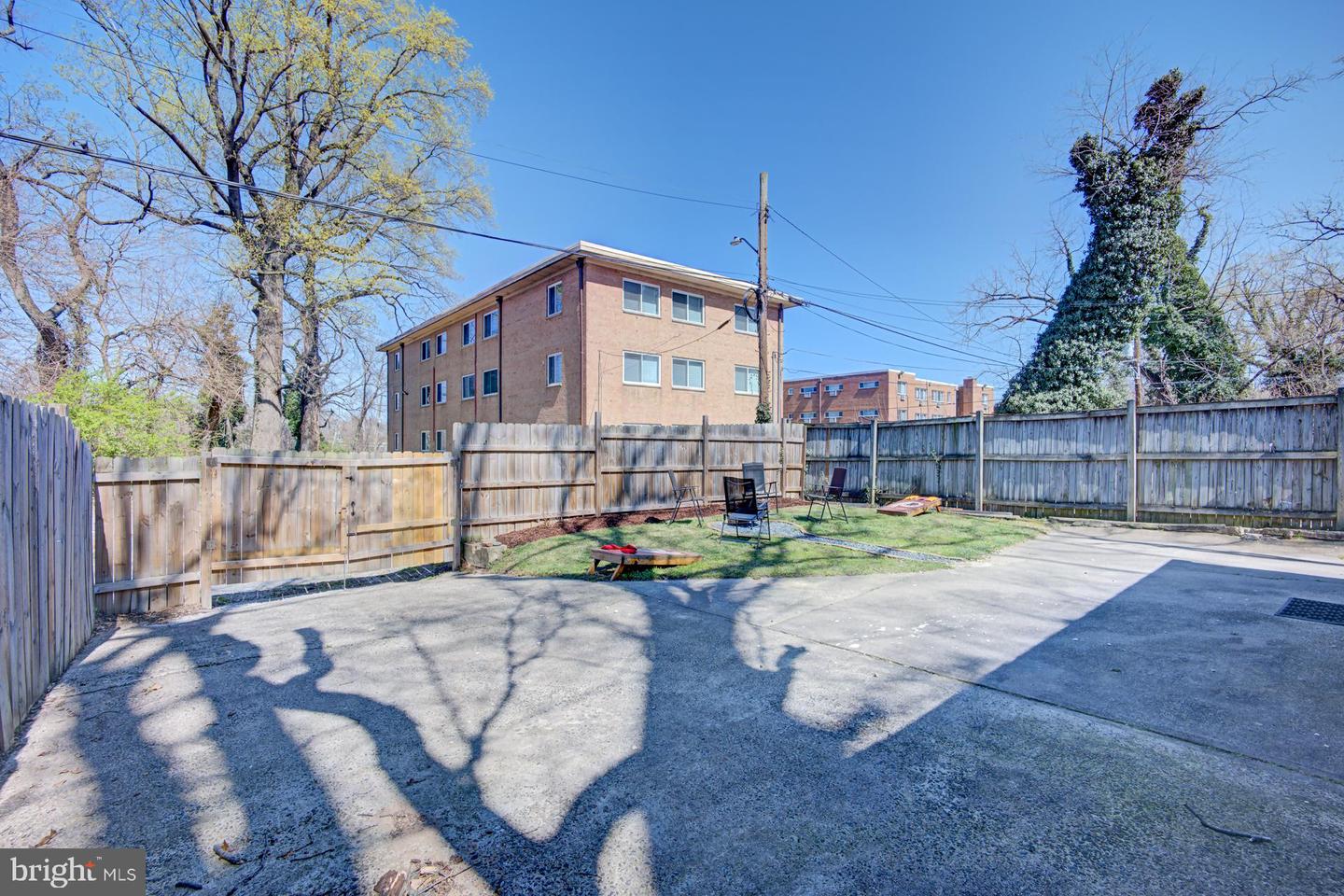 3216 DUBOIS PL SE, WASHINGTON, District Of Columbia 20019, 3 Bedrooms Bedrooms, ,2 BathroomsBathrooms,Residential,For sale,3216 DUBOIS PL SE,DCDC2215670 MLS # DCDC2215670