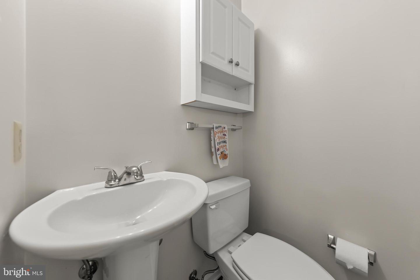 106 SUTTON CT, WINCHESTER, Virginia 22601, 3 Bedrooms Bedrooms, ,2 BathroomsBathrooms,Residential,For sale,106 SUTTON CT,VAFV2036568 MLS # VAFV2036568
