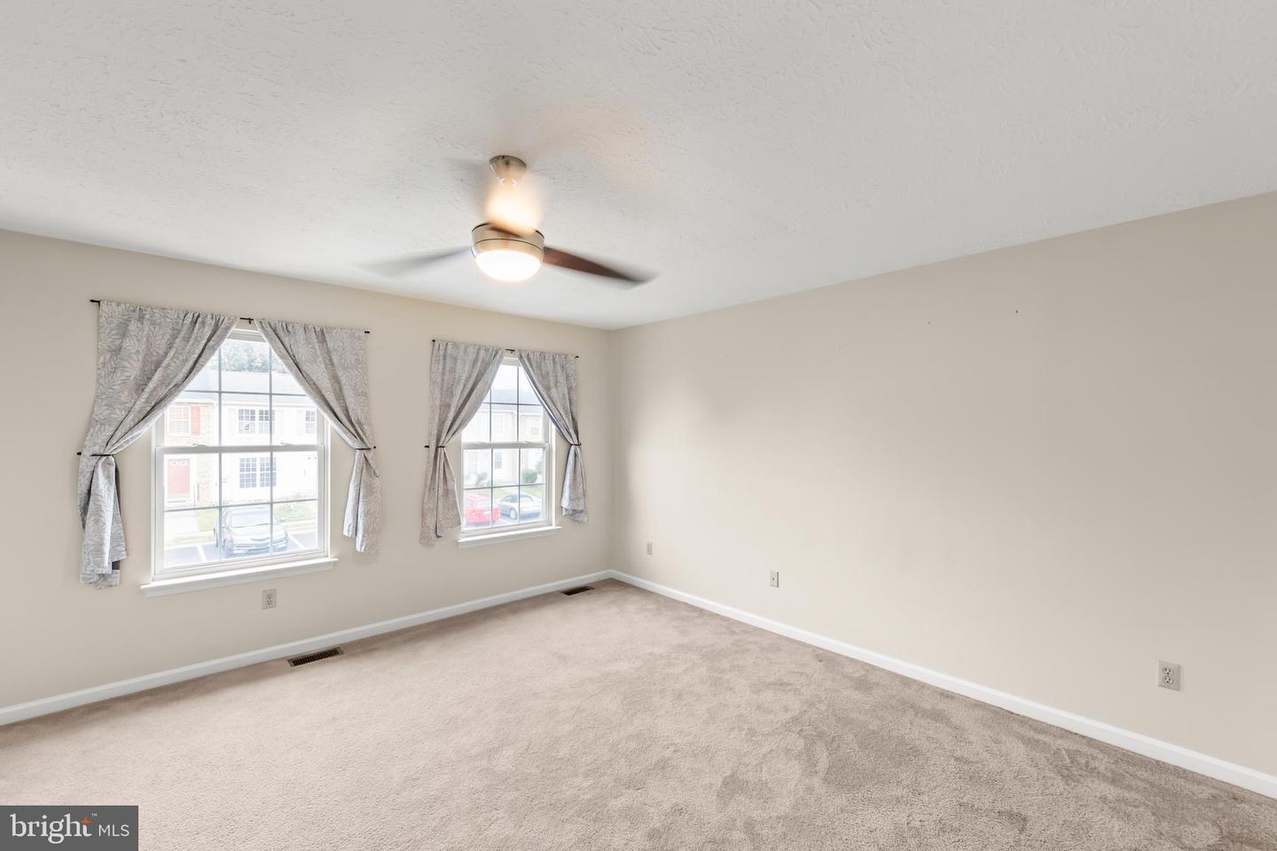 106 SUTTON CT, WINCHESTER, Virginia 22601, 3 Bedrooms Bedrooms, ,2 BathroomsBathrooms,Residential,For sale,106 SUTTON CT,VAFV2036568 MLS # VAFV2036568