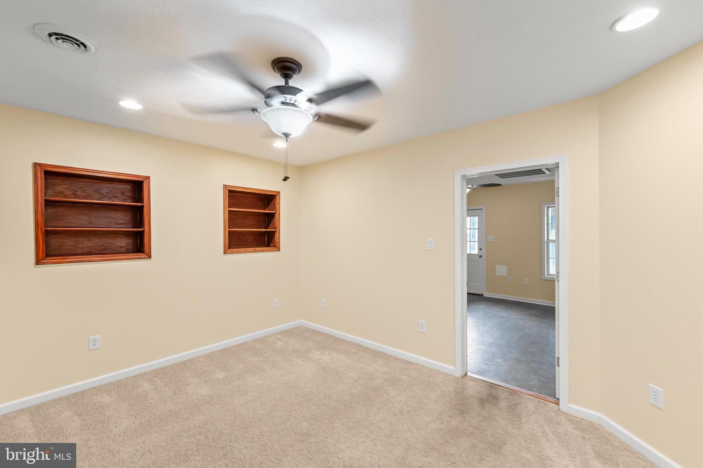 106 SUTTON CT, WINCHESTER, Virginia 22601, 3 Bedrooms Bedrooms, ,2 BathroomsBathrooms,Residential,For sale,106 SUTTON CT,VAFV2036568 MLS # VAFV2036568