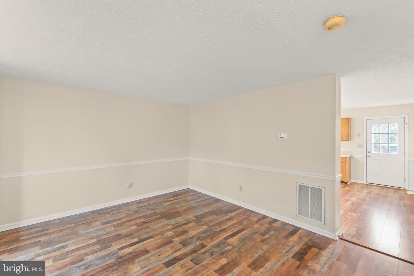 106 SUTTON CT, WINCHESTER, Virginia 22601, 3 Bedrooms Bedrooms, ,2 BathroomsBathrooms,Residential,For sale,106 SUTTON CT,VAFV2036568 MLS # VAFV2036568