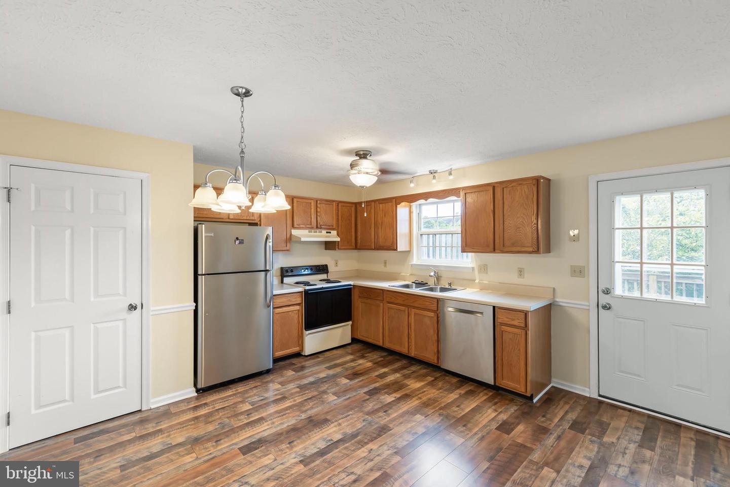 106 SUTTON CT, WINCHESTER, Virginia 22601, 3 Bedrooms Bedrooms, ,2 BathroomsBathrooms,Residential,For sale,106 SUTTON CT,VAFV2036568 MLS # VAFV2036568