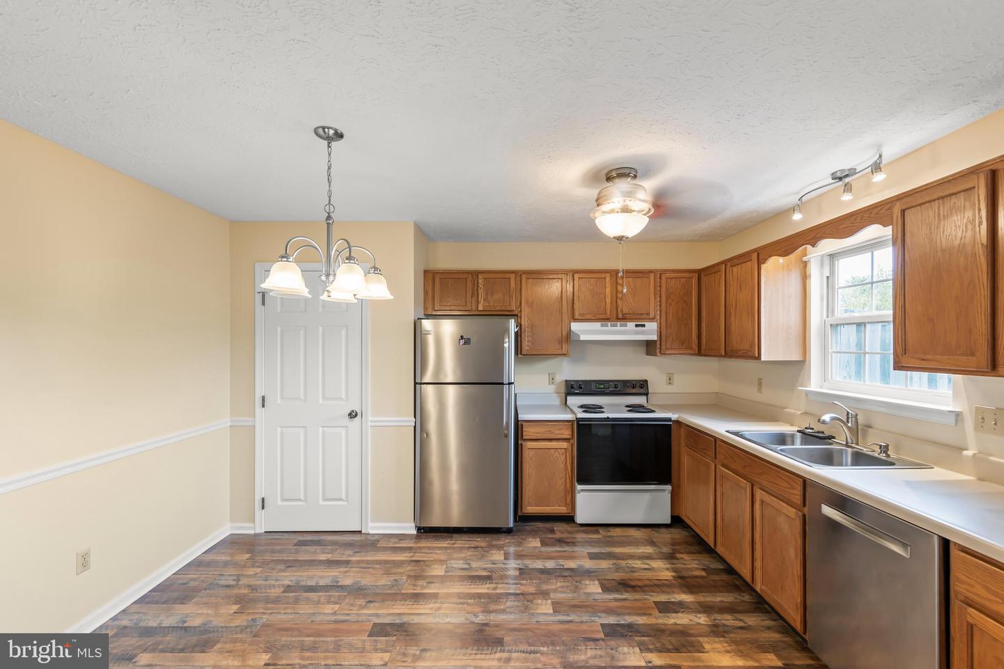 106 SUTTON CT, WINCHESTER, Virginia 22601, 3 Bedrooms Bedrooms, ,2 BathroomsBathrooms,Residential,For sale,106 SUTTON CT,VAFV2036568 MLS # VAFV2036568