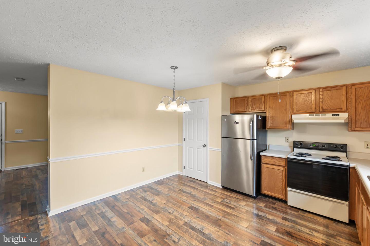 106 SUTTON CT, WINCHESTER, Virginia 22601, 3 Bedrooms Bedrooms, ,2 BathroomsBathrooms,Residential,For sale,106 SUTTON CT,VAFV2036568 MLS # VAFV2036568
