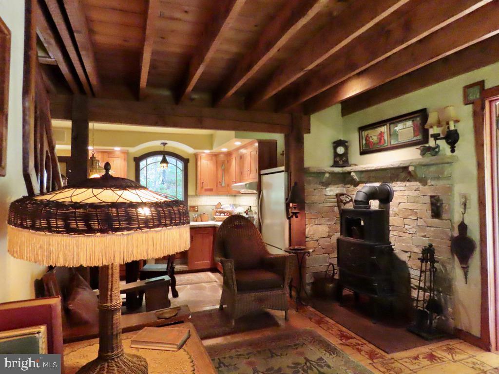 270 SEVEN PONDS RD, AMISSVILLE, Virginia 20106, 3 Bedrooms Bedrooms, ,1 BathroomBathrooms,Residential,For sale,270 SEVEN PONDS RD,VARP2002248 MLS # VARP2002248