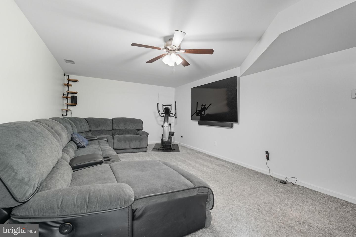 3665 KETCHUM CT, WOODBRIDGE, Virginia 22193, 4 Bedrooms Bedrooms, ,3 BathroomsBathrooms,Residential,For sale,3665 KETCHUM CT,VAPW2103402 MLS # VAPW2103402
