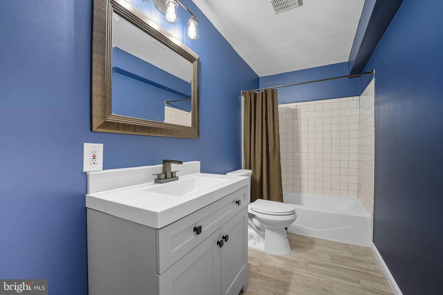 3665 KETCHUM CT, WOODBRIDGE, Virginia 22193, 4 Bedrooms Bedrooms, ,3 BathroomsBathrooms,Residential,For sale,3665 KETCHUM CT,VAPW2103402 MLS # VAPW2103402