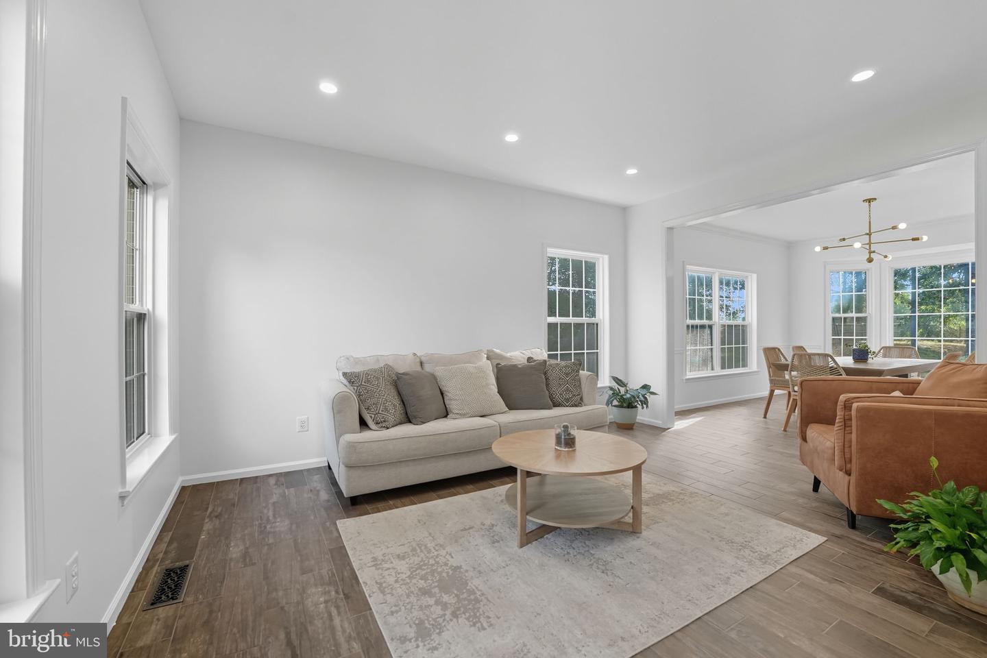 3665 KETCHUM CT, WOODBRIDGE, Virginia 22193, 4 Bedrooms Bedrooms, ,3 BathroomsBathrooms,Residential,For sale,3665 KETCHUM CT,VAPW2103402 MLS # VAPW2103402