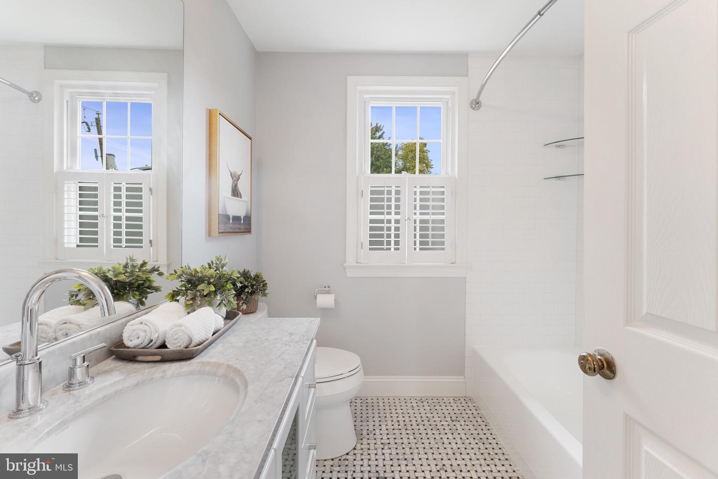 1310 SEAPORT LN, ALEXANDRIA, Virginia 22314, 2 Bedrooms Bedrooms, ,2 BathroomsBathrooms,Residential,For sale,1310 SEAPORT LN,VAAX2049390 MLS # VAAX2049390