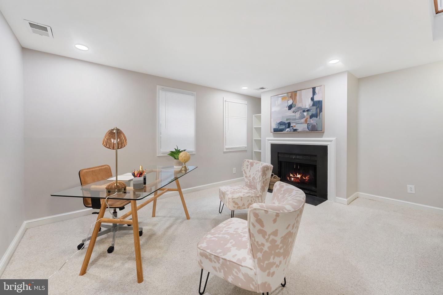 1310 SEAPORT LN, ALEXANDRIA, Virginia 22314, 2 Bedrooms Bedrooms, ,2 BathroomsBathrooms,Residential,For sale,1310 SEAPORT LN,VAAX2049390 MLS # VAAX2049390