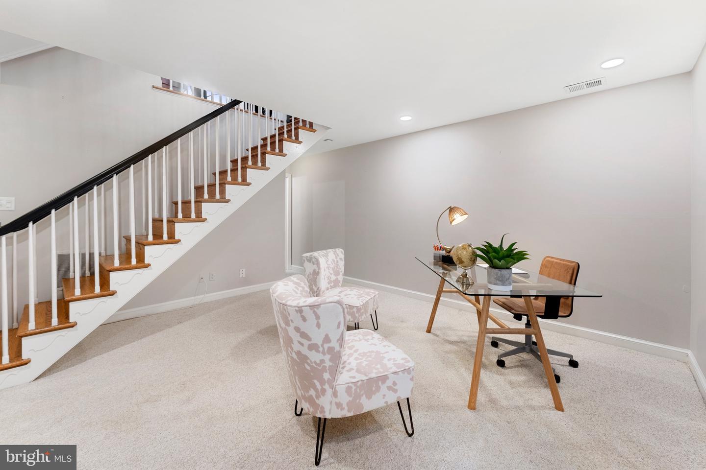 1310 SEAPORT LN, ALEXANDRIA, Virginia 22314, 2 Bedrooms Bedrooms, ,2 BathroomsBathrooms,Residential,For sale,1310 SEAPORT LN,VAAX2049390 MLS # VAAX2049390