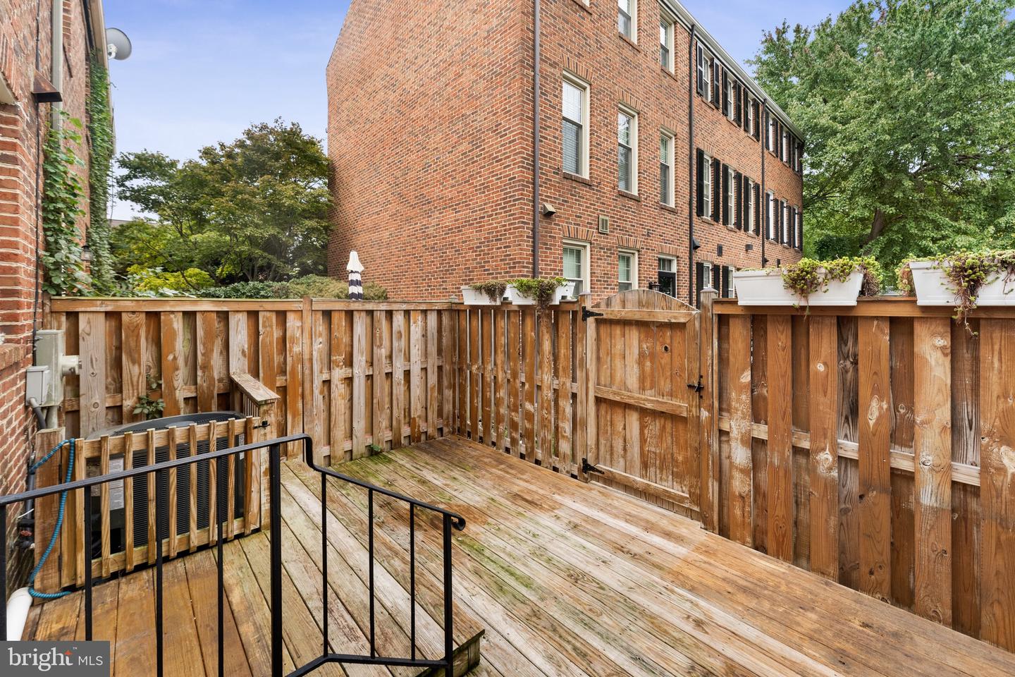 1310 SEAPORT LN, ALEXANDRIA, Virginia 22314, 2 Bedrooms Bedrooms, ,2 BathroomsBathrooms,Residential,For sale,1310 SEAPORT LN,VAAX2049390 MLS # VAAX2049390