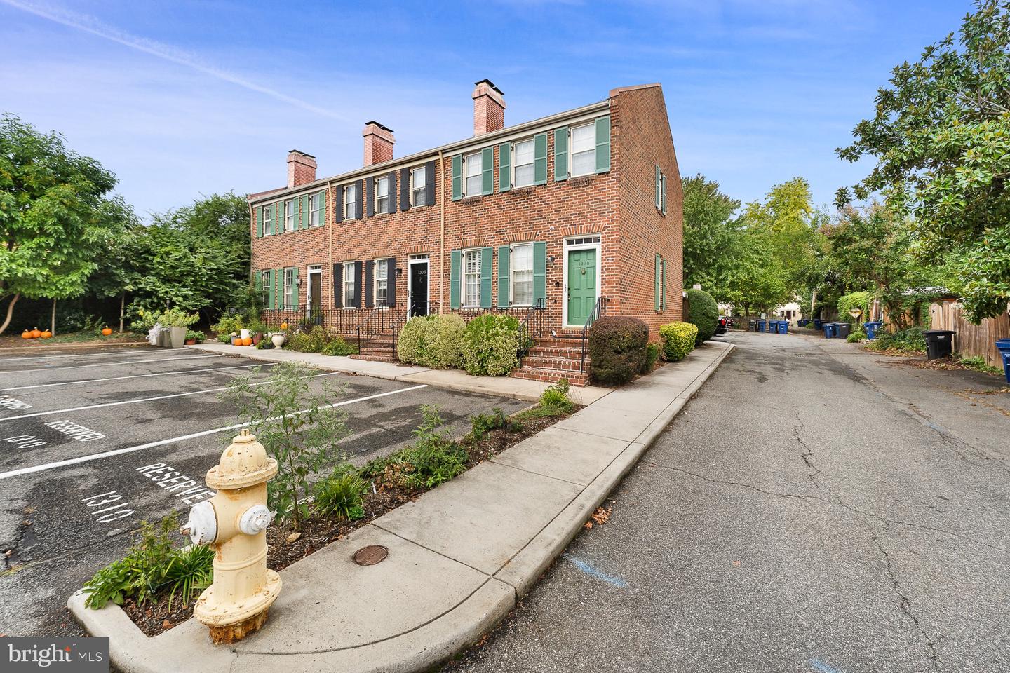 1310 SEAPORT LN, ALEXANDRIA, Virginia 22314, 2 Bedrooms Bedrooms, ,2 BathroomsBathrooms,Residential,For sale,1310 SEAPORT LN,VAAX2049390 MLS # VAAX2049390