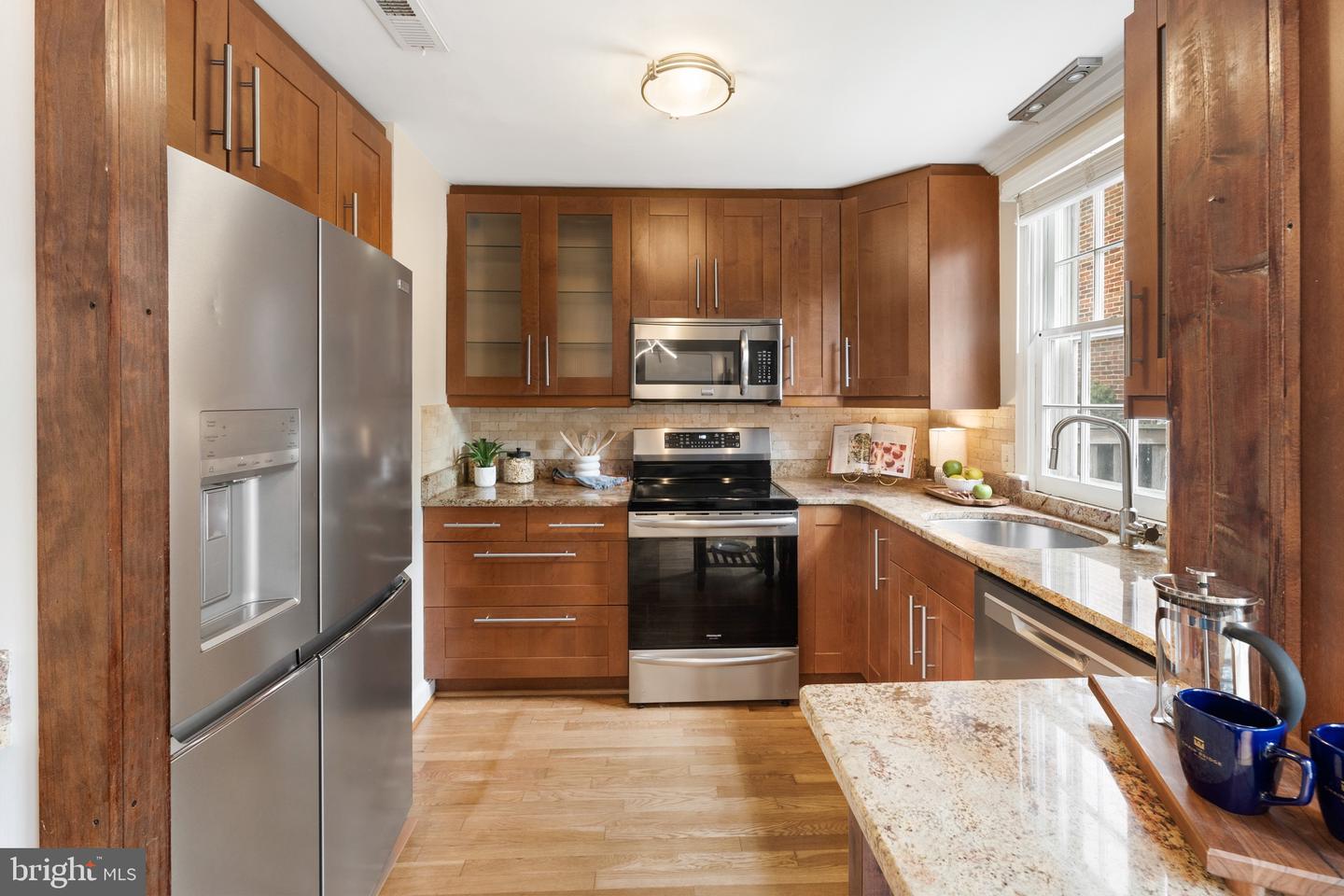 1310 SEAPORT LN, ALEXANDRIA, Virginia 22314, 2 Bedrooms Bedrooms, ,2 BathroomsBathrooms,Residential,For sale,1310 SEAPORT LN,VAAX2049390 MLS # VAAX2049390